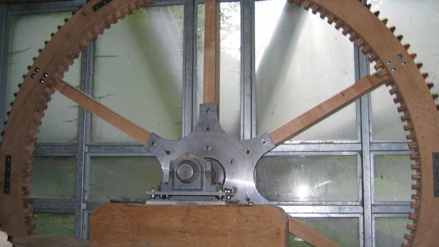 Das Kammrad der Flühlenmühle Gümmenen hat 132 Zähne aus Apfelbaum-Holz